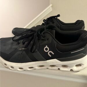 On Men's Cloudrunner 2 running shoes in the Eclipse/Black Size US M13